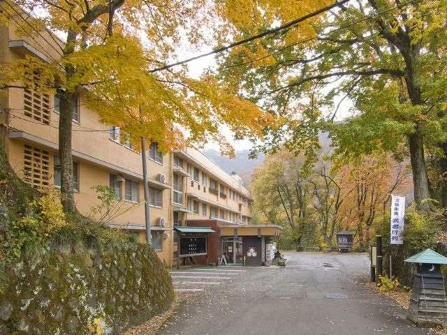 ホテル 湖城閣 片品村 エクステリア 写真