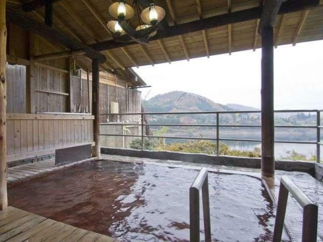 ホテル 湖城閣 片品村 エクステリア 写真