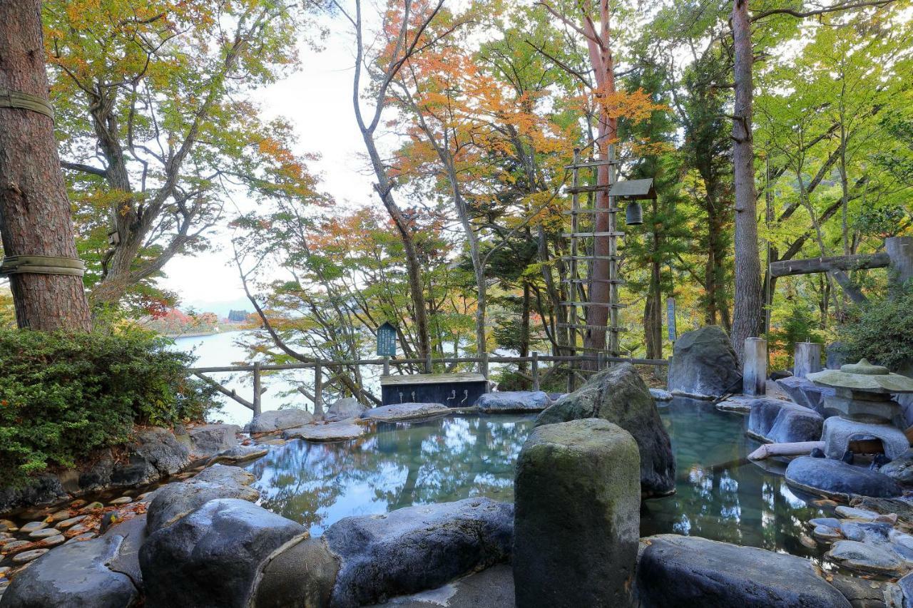 ホテル 湖城閣 片品村 エクステリア 写真